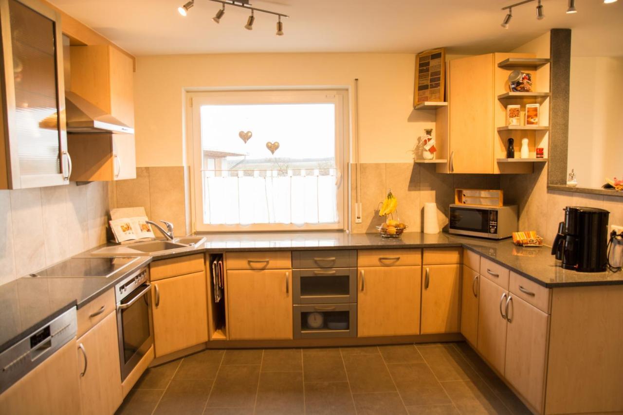 Ferienwohnung Frau Klara Hofheim in Unterfranken Exterior photo